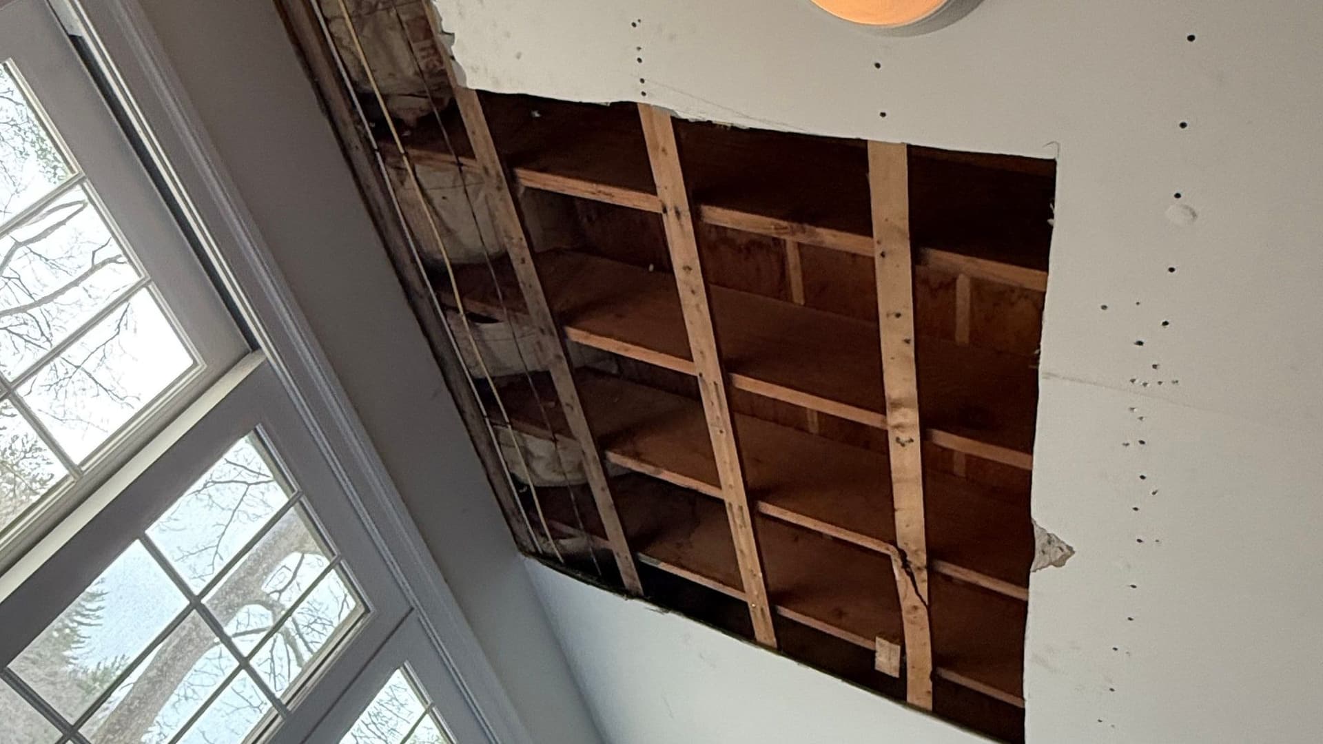 Drywall Repair & Plastering