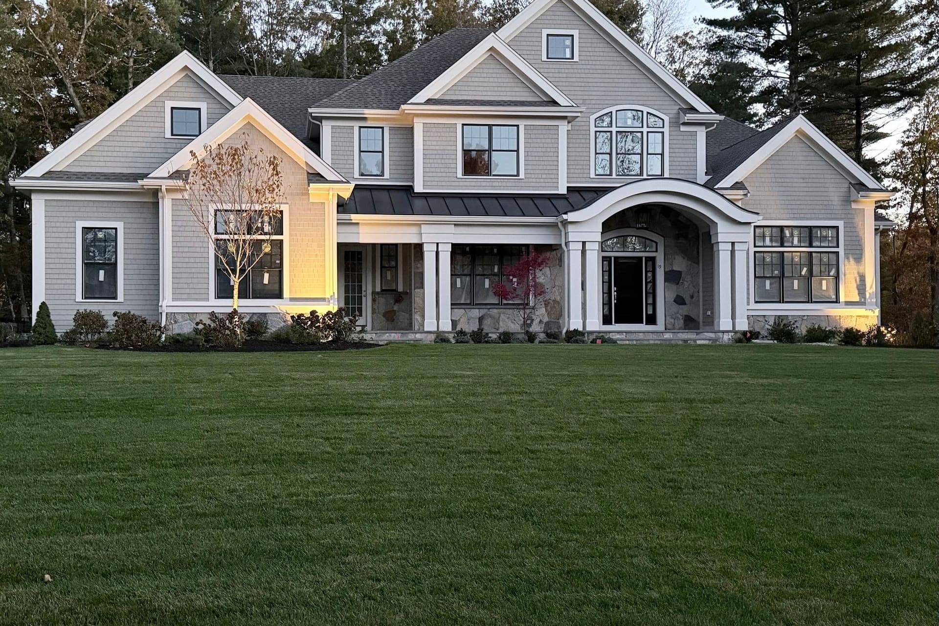 Freshly painted colonial home in MetroWest Massachusetts by D & B Painting Inc